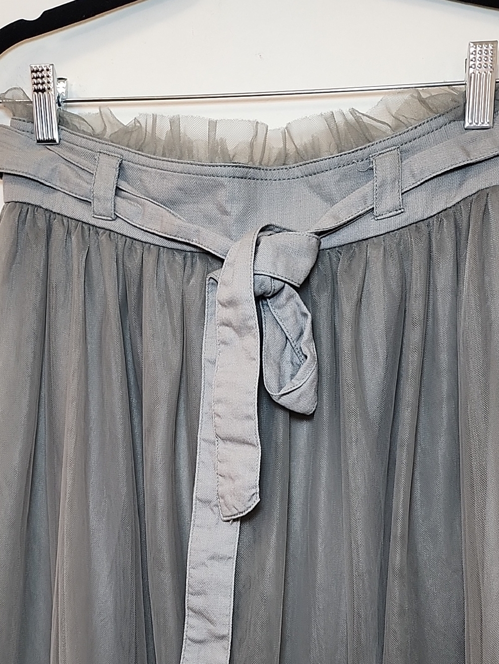 Anthropologie Pilcro Tulle Skirt ruffled hem waist tie  Size Small - Picture 8 of 16